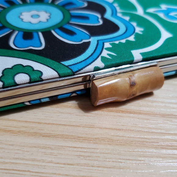 Banana Republic Paisley Wood Snap Long Clutch - Picture 3 of 6